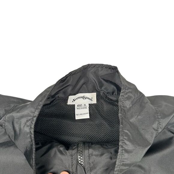 Las Vegas Golden Knights XL Men's Windbreaker 1/4 Zip Black Gold Pullover - Picture 4 of 4